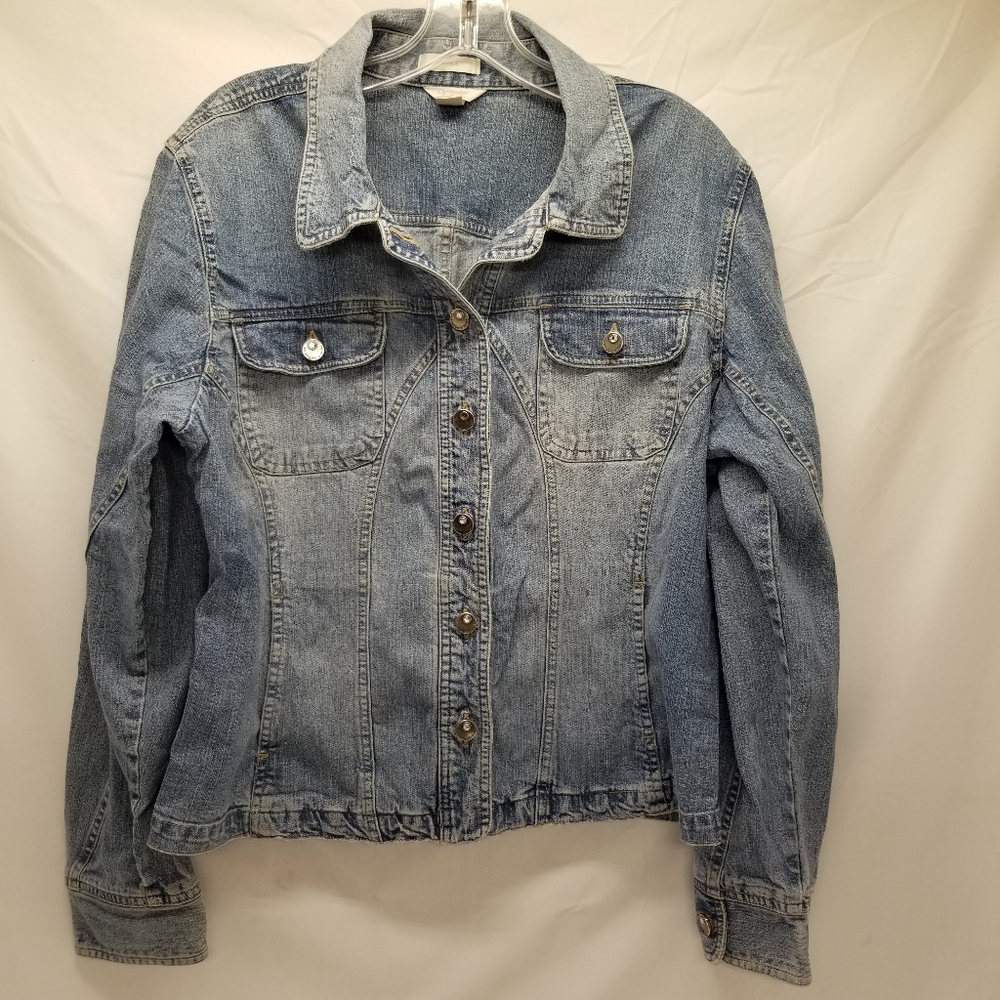 Christopher & Banks Size M Denim Jean Jacket Stretch Medium Wash Button Down